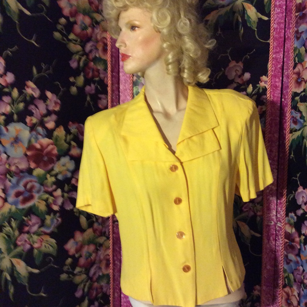 Bright yellow short sleeve jacket